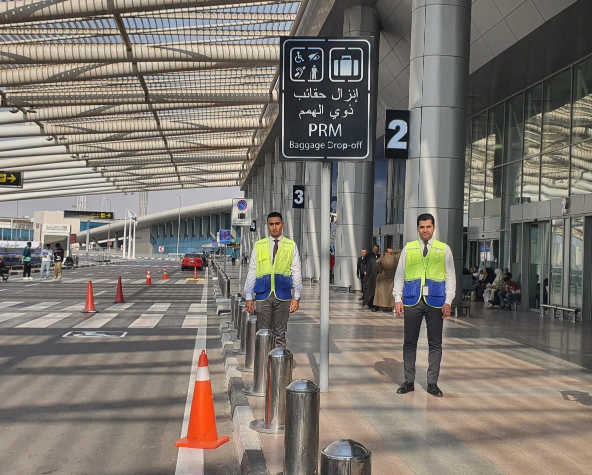 مطار القاهرة يوفر خدمة جديدة لتسهيل إجراءات السفر مطار القاهرة يوفر خدمة جديدة لتسهيل إجراءات السفر
