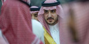 أمير الجوف يلتقي أهالي محافظة طبرجل