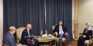 محافظ دمياط يستقبل ممثلى الشركة القابضة للسياحة والفنادق 