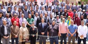 محافظ دمياط يلتقى مع شباب المحافظات الحدودية ضمن مشروع "أهل مصر "