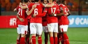بعد صعود الأهلي للصدارة.. موعد مباراة بيراميدز والبنك الأهلي بالدوري المصري