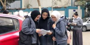 امتحانات الدبلومات الفنية.. رابط تسجيل استمارة التقدم قبل غلق ملء البيانات