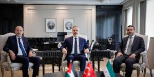 دمشق وعمان وأنقرة تدعو إسرائيل لوقف الهجمات والانسحاب من سوريا