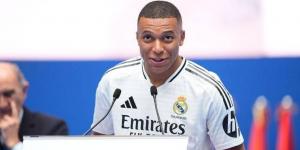 ريال مدريد واجه برشلونة بدبابة واحدة و10 جنود صفيح