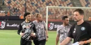 خطأ غريب من محمد عواد يهدي بيراميدز نقاط مباراة الزمالك ويثير تساؤلات الجمهور