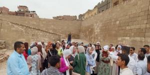زيارات ميدانية لعدد من المواقع الأثرية تنظمها كليه الآثار