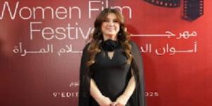 كندة علوش عن تكريمها بمهرجان أسوان: بنتي فرحانة بتكريمي وهتحتفظ ب