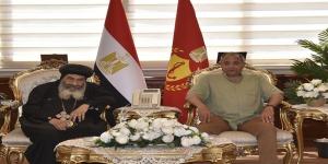 مطران بورسعيد ووفد الكنيسة يهنئون حبشى بحلول عيد الأضحى 