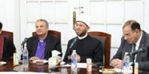 صور.. لتهنئته بقرب عيد الأضحى .. «وزير الأوقاف» يستقبل رئيس الطائفة الإنجيلية بـ«الأعلى للشئون الإسلامية»