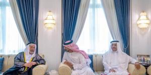حاكم الشارقة والشيوخ يقدمون واجب العزاء في وفاة مريم بنت سلطان بن سالم