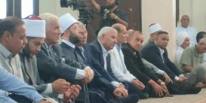 وزير الأوقاف يؤدي صلاة الجمعة بمسجد "التعمير" في قرية الخربة ببئر العبد في شمال سيناء (صور)