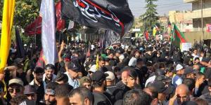 حشودٌ غفيرة تحيي مسيرة الأحزان بذكرى اربعينية الإمام الحسين (ع) في بعلبك