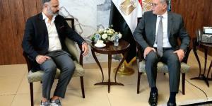 وزير البترول يبحث مع رئيس IRH الإماراتية التعاون في التمويل والتعدين