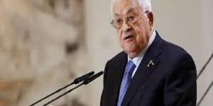عباس يدعو الفصائل الفلسطينية لتسليم سلاحها: لا نريد دولة مسلحة