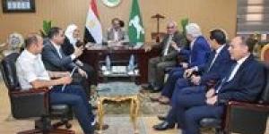 محافظ الشرقية يلتقي نواب البرلمان لبحث مشاكل المواطنين وتقديم أفضل الخدمات
