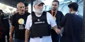 مؤسس المطبخ العالمي خوسيه أندريس يصل قطاع غزة لتقديم الطعام للسكان.. صور