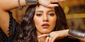 الليلة..حفل غنائي لـ سمية درويش على مسرح ساقية الصاوى