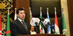 وزير الشباب يوجه محافظة البحر الأحمر لإستقبال  الشباب العربى