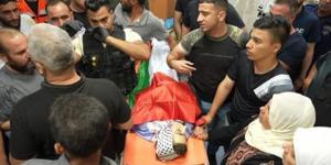 شهيد برصاص قوات الاحتلال خلال اقتحامها مساء السبت قرية المغير شرق رام الله في الضفة المحتلة