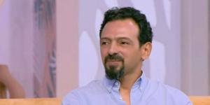 وصول جثمان تيمور تيمور لمسجد المشير.. وكريم الشناوي أول الحضور