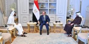 الرئيس السيسى يستقبل مستشار الأمن الوطنى البحرينى ويشيد بعمق العلاقات بين القاهرة والمنامة