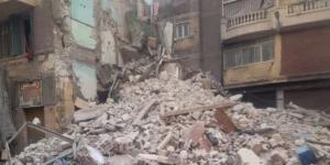 انهيار جزئي في عقار قديم في حي الجمرك بالإسكندرية (صور)