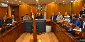 محافظ أسيوط يشدد على منع إلقاء مياه الصرف في نهر النيل والمصارف