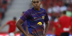 لامين يامال يختار مكاناً غريباً للتدريب