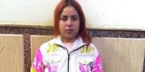 الراقصة "دوسة" بعد القبض عليها: لازم أعمل كده علشان الفلوس