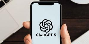 ديف لى يكتب: هل بدأ شتاء الذكاء الاصطناعى مع إطلاق «تشات جى بى تى-5»؟