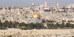 إسرائيل تعمق الحصار المالي على الفلسطينيين باحتجازها أموال المقاصة