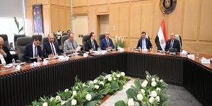 وزير الزراعة: ربط الزراعة بالتصنيع لزيادة القيمة المضافة