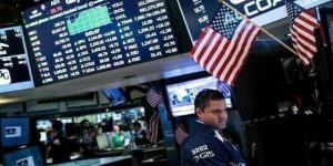 ضغوط أسهم التكنولوجيا تهبط بـ"ناسداك" 1.5%.. و"داو جونز" يغلق دون تغيير