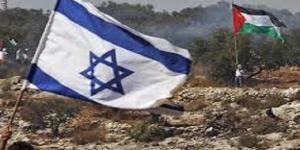 دبلوماسي فلسطيني سابق: إسرائيل تعيش أزمة داخلية 