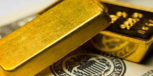استقرار الذهب ترقبا لمؤشرات حول مسار الفائدة الأمريكية