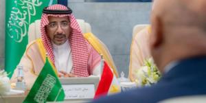 وزير الصناعة يبحث تعزيز التكامل الصناعي مع جمهورية مصر