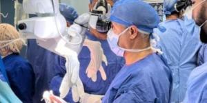 جامعة قناة السويس تستخدم تقنية الجراحة في حالة اليقظة لاستئصال ورم بالمخ