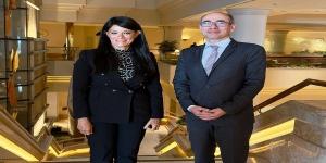المشاط تبحث مع نائب وزير الخزانة الفرنسي جهود التمويل الإنمائي