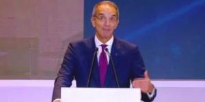 وزير الاتصالات لـ"إكسترا": 60 دولة تشارك فى قمة الذكاء الاصطناعى بالقاهرة