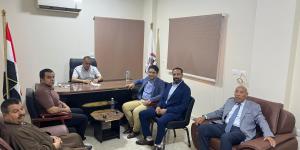 تعزيز الدفع بملف الاستثمار والصناعة مع مستثمري "بياض"ببنى سويف"