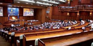 برلمان كمبوديا يقر قانوناً يسمح بالتجريد من الجنسية