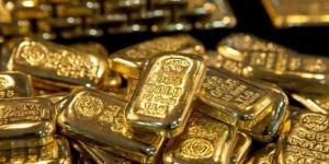 الذهب يتراجع من أعلى مستوى له في أسبوعين