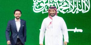 ولي العهد يُشرّف الحفل الختامي لبطولة كأس العالم للرياضات الإلكترونية ويتوج فريق فالكونز الفائز بكأس البطولة