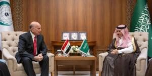 وزير الخارجية ونظيره العراقي يستعرضان العلاقات الثنائية