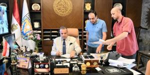 محافظ جنوب سيناء يصدق على عدد من عقود تقنين لوضع يد سكني 