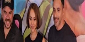 ياسمين رئيس برفقة زوجها فى العرض الخاص لفيلم "ماما وبابا"