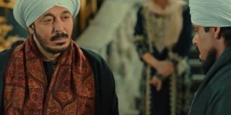 مسلسل حكيم باشا الحلقة 10: مصطفى شعبان يواجه تهديدات أبناء عمه