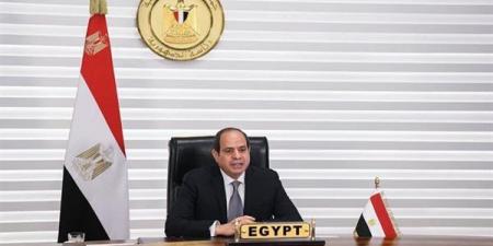 الرئيس السيسي يطمئن على صحة الرئيس الصومالي بعد محاولة استهداف موكبه