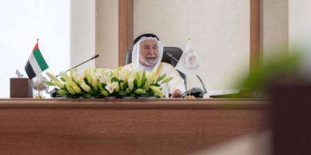سلطان يؤكد دعمه اللامحدود لتطوير القطاع الرياضي وتخريج الكوادر البشرية (فيديو)