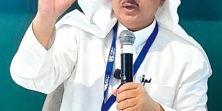 الخضري يستعرض محطات تاريخ الرواية السعودية